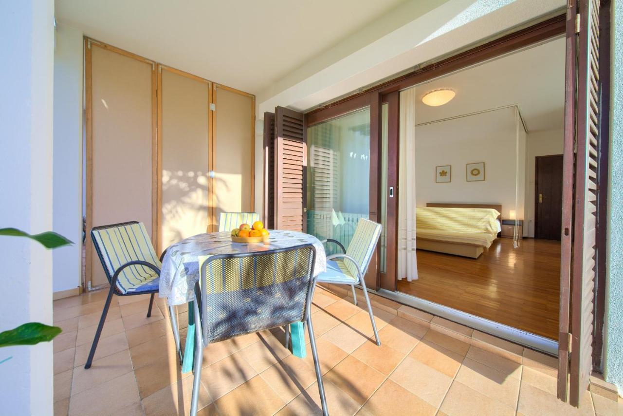 Apartments Meri ニヴィーチェ エクステリア 写真