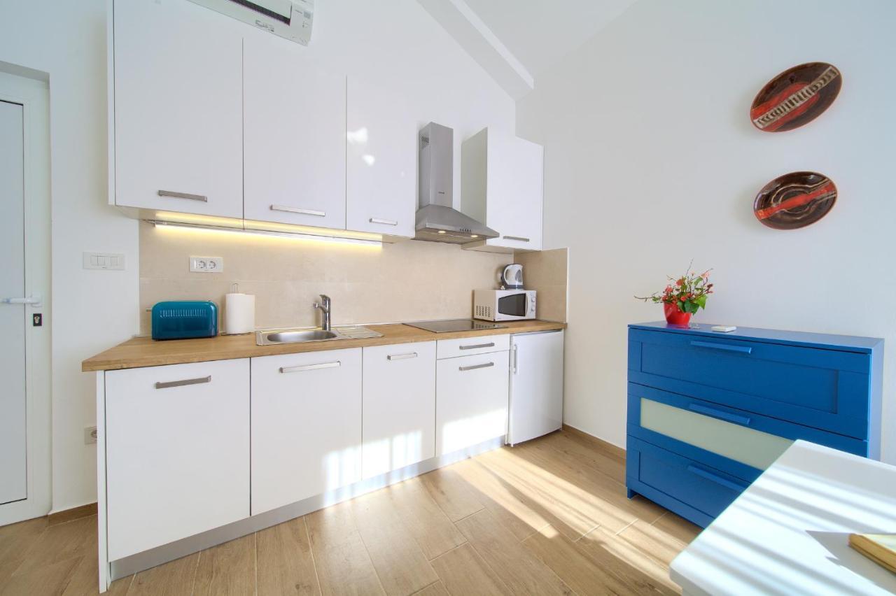 Apartments Meri ニヴィーチェ エクステリア 写真